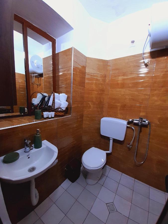 Gorica'S Bridge Hotel Berat Ngoại thất bức ảnh