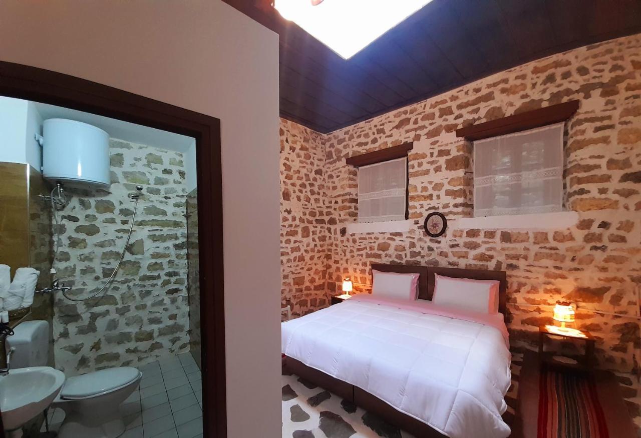 Gorica'S Bridge Hotel Berat Ngoại thất bức ảnh